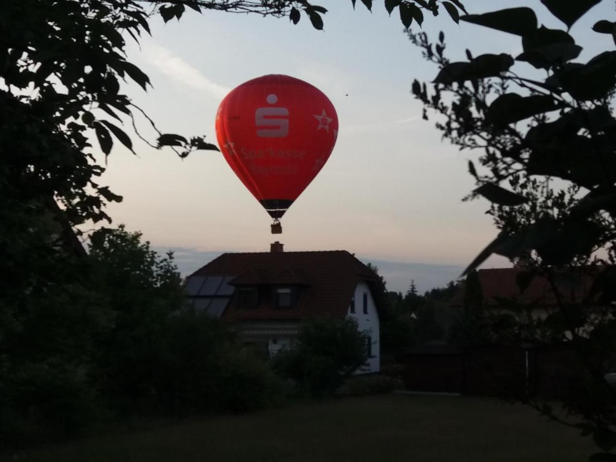 Hummelcasa Ferienhaus Bayreuth Pittersdorf ภายนอก รูปภาพ